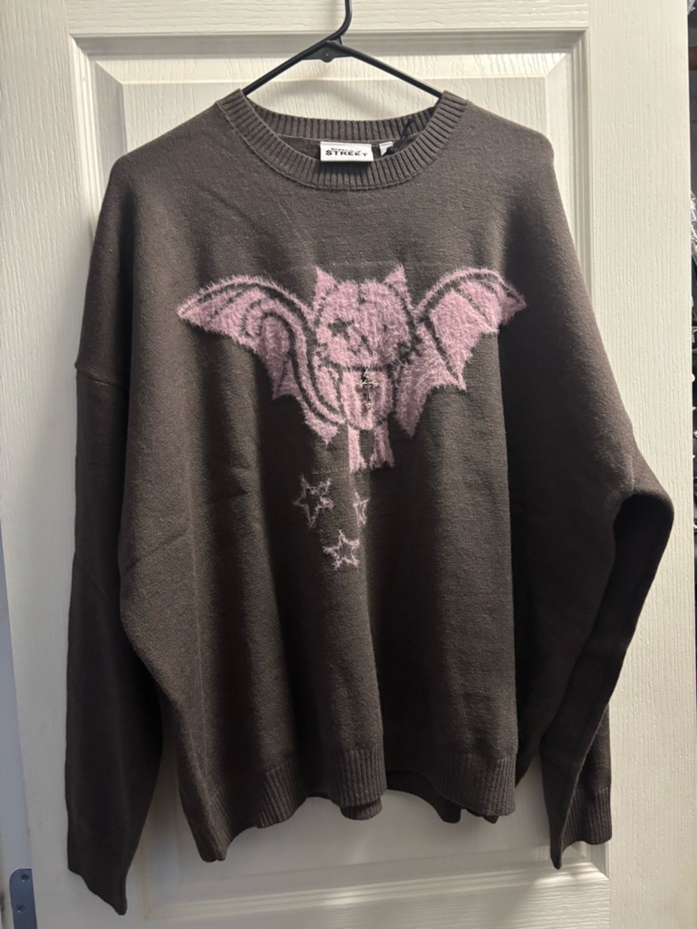Daisy Street Graphic Bat Sweater in Brown and Pink with cross detail- Size XL